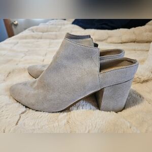 Express Light Gray Suede Block Heel Mules